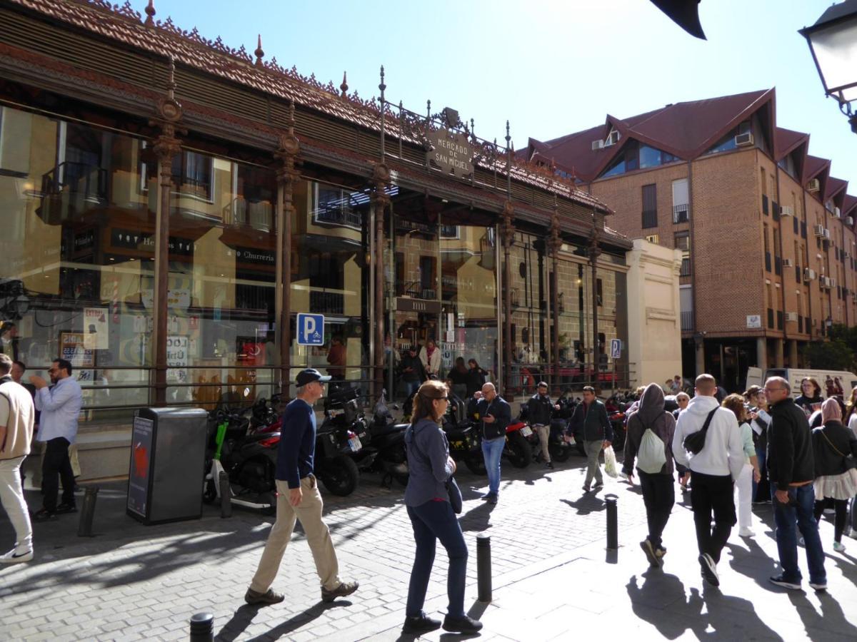 Apartamento En El Mercado De San Miguel Madrid Exterior foto